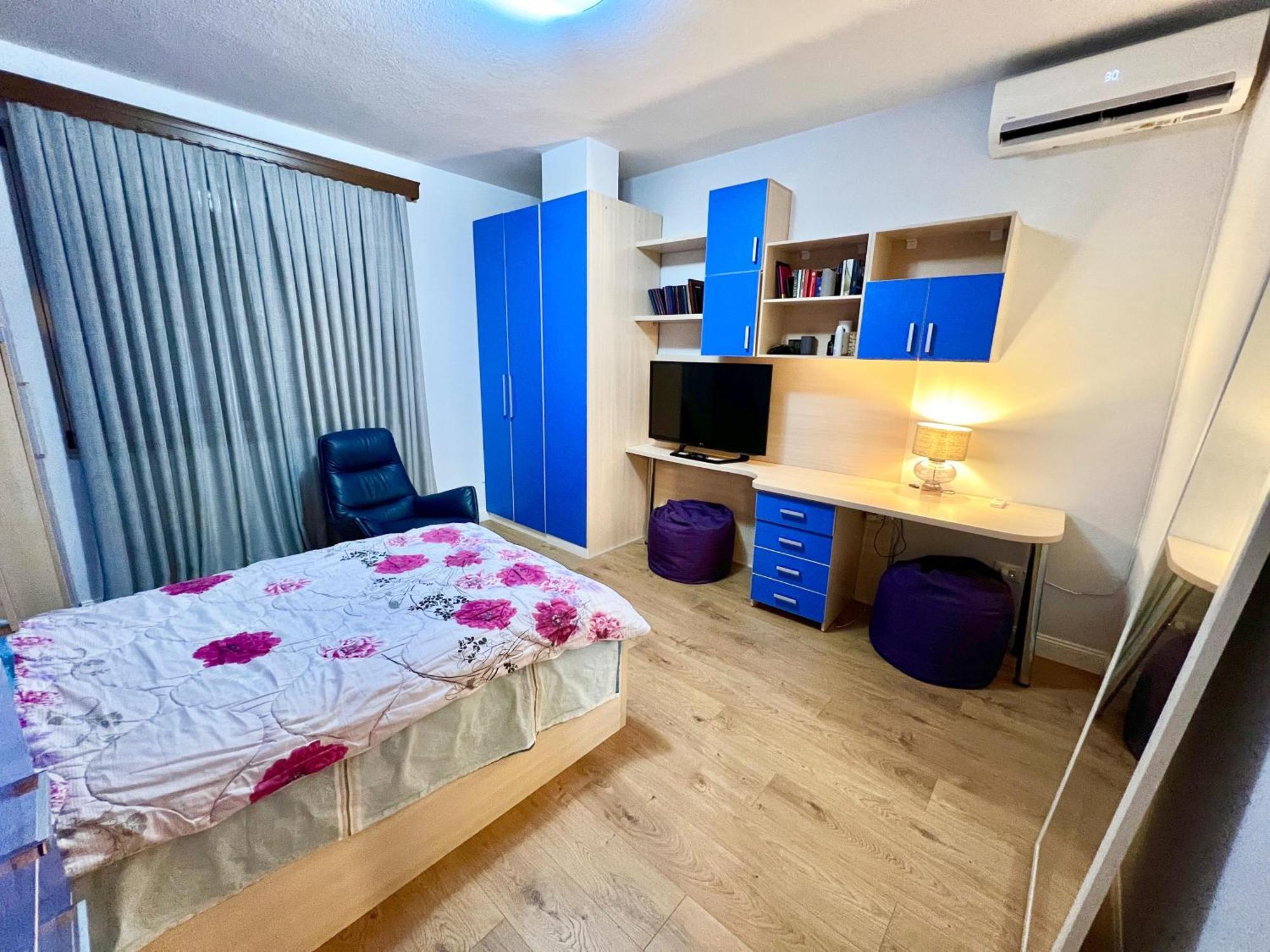 City Center Apartment Тирана Екстер'єр фото