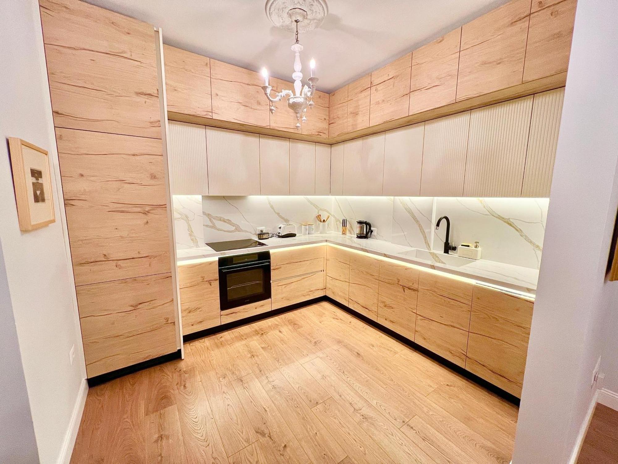 City Center Apartment Тирана Екстер'єр фото
